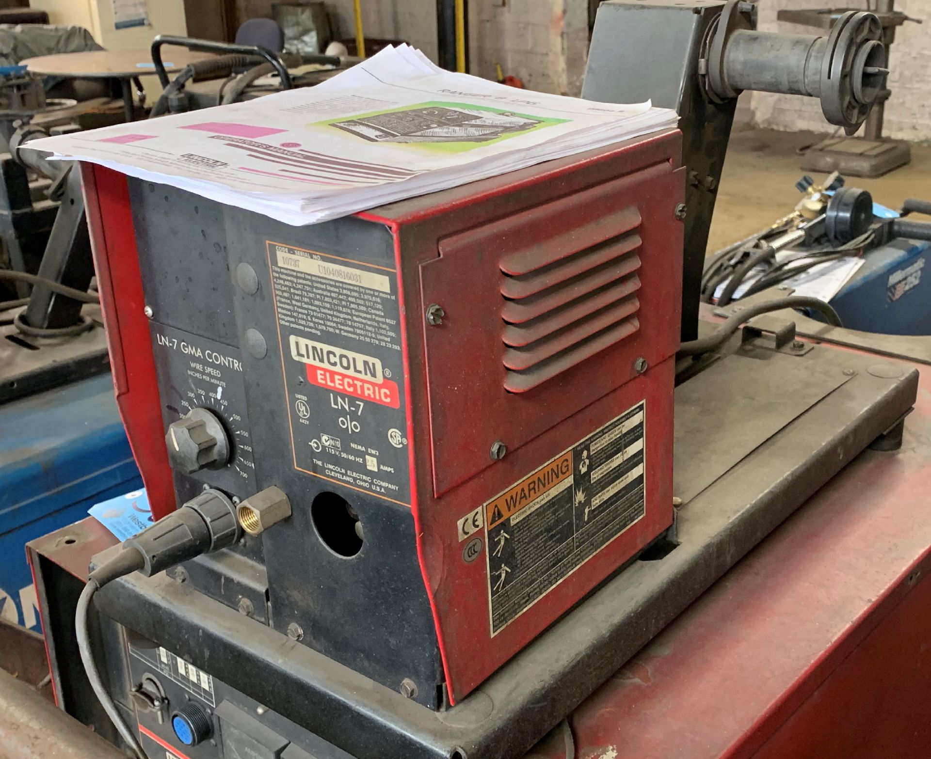 Lincoln Model CV-400, 400-Amp Capacity Wire Feed Mig Welder - Image 2 of 3