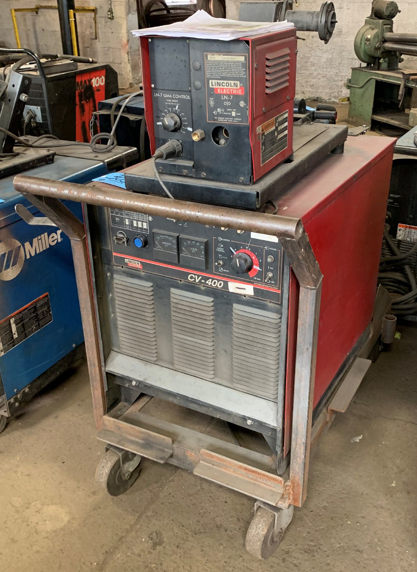 Lincoln Model CV-400, 400-Amp Capacity Wire Feed Mig Welder