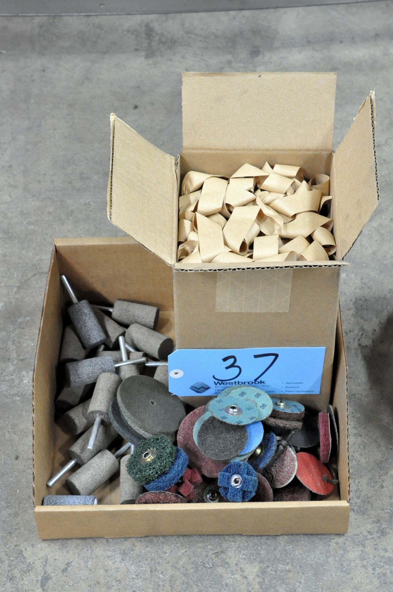 Lot-Grinding Stones, Sanding Disks, and Lapping Paper in (1) Box