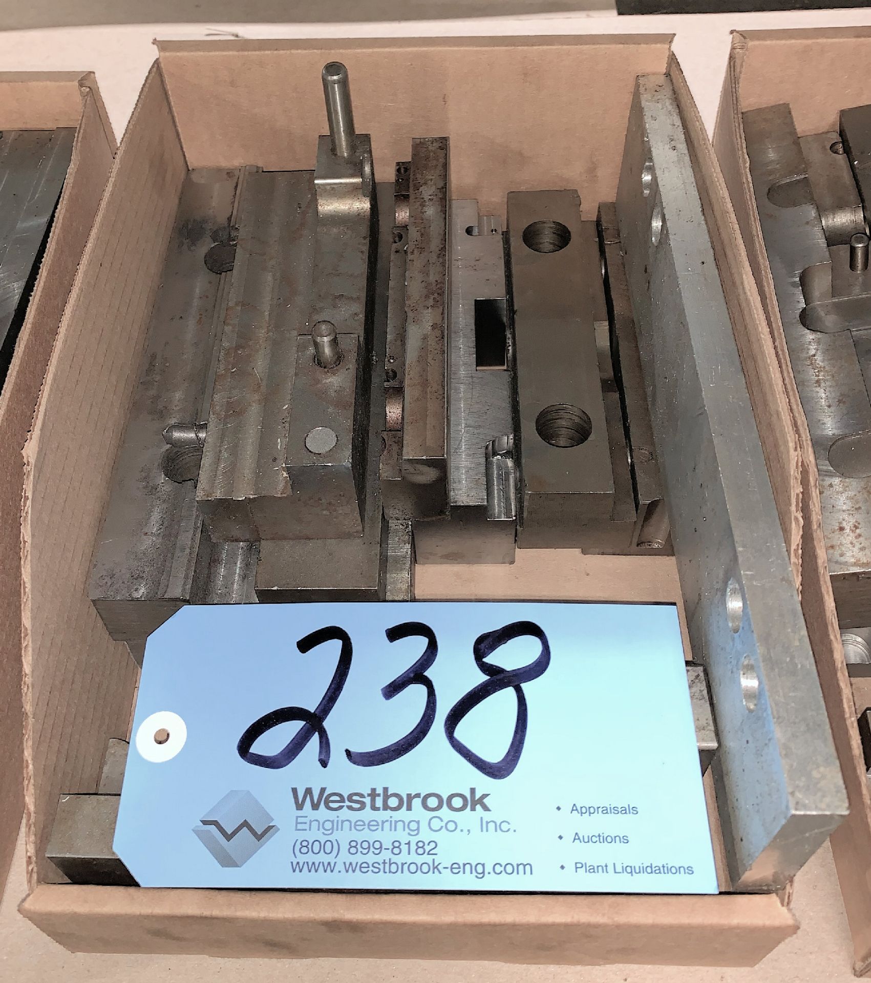 Lot-Machine Vise Jaws in (1) Box