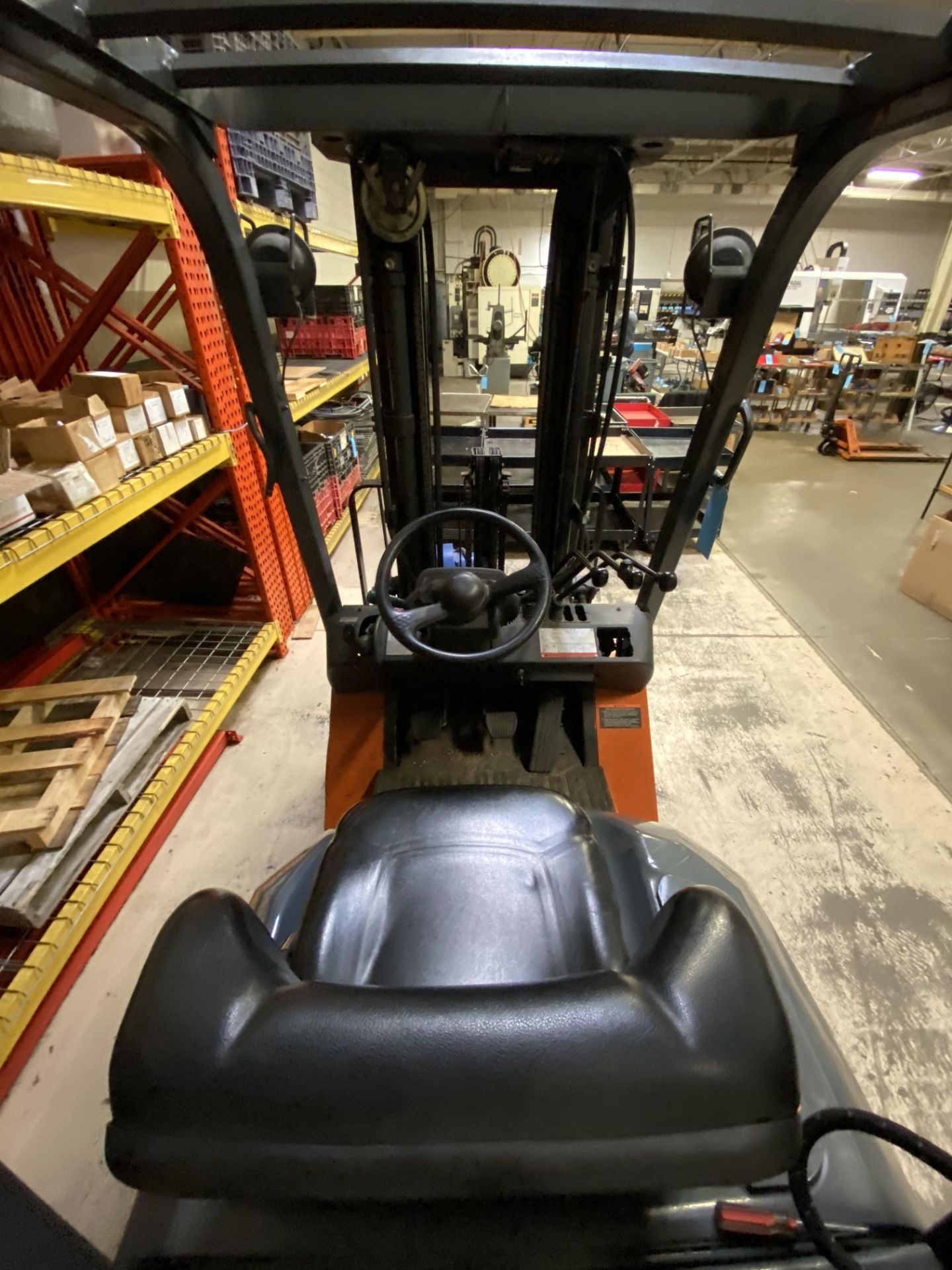 Toyota Model FGU15 Fork Lift Truck, 2500-Lbs. x 189" Lift Capacity LP Gas Fork Lift Truck - Image 10 of 14