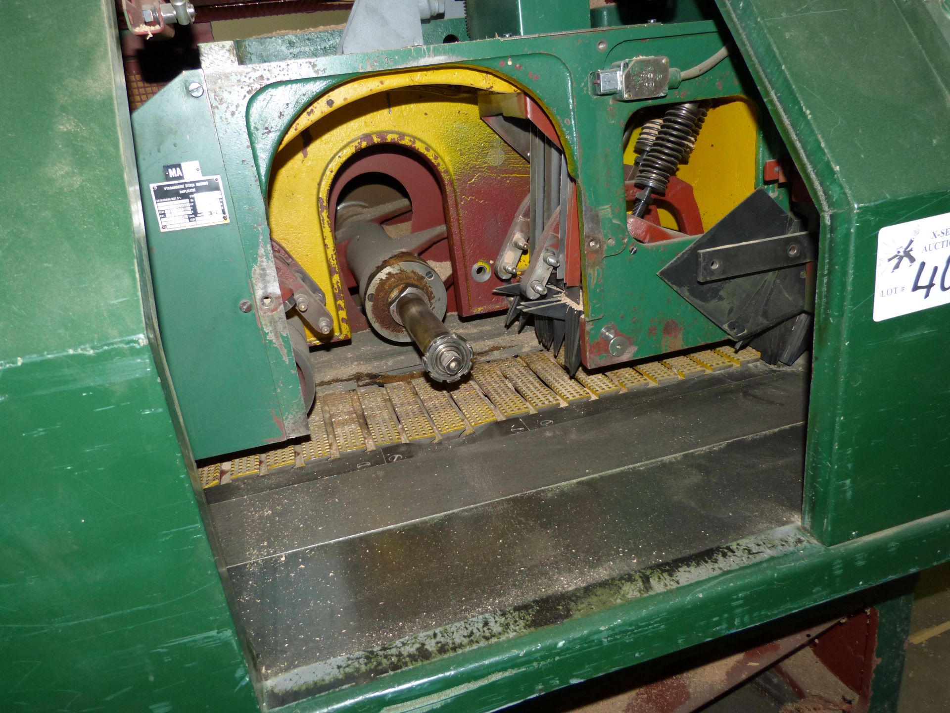 TOS MODEL SVITAVY CHAIN FEED MULTI RIP SAW 600 VOLTS - Image 3 of 9