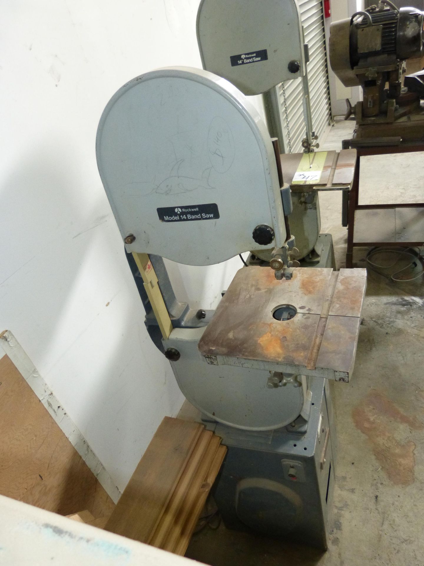 ROCKWELL VERTICAL BANDSAW 14'' THROAT CAPACITY - Image 3 of 3