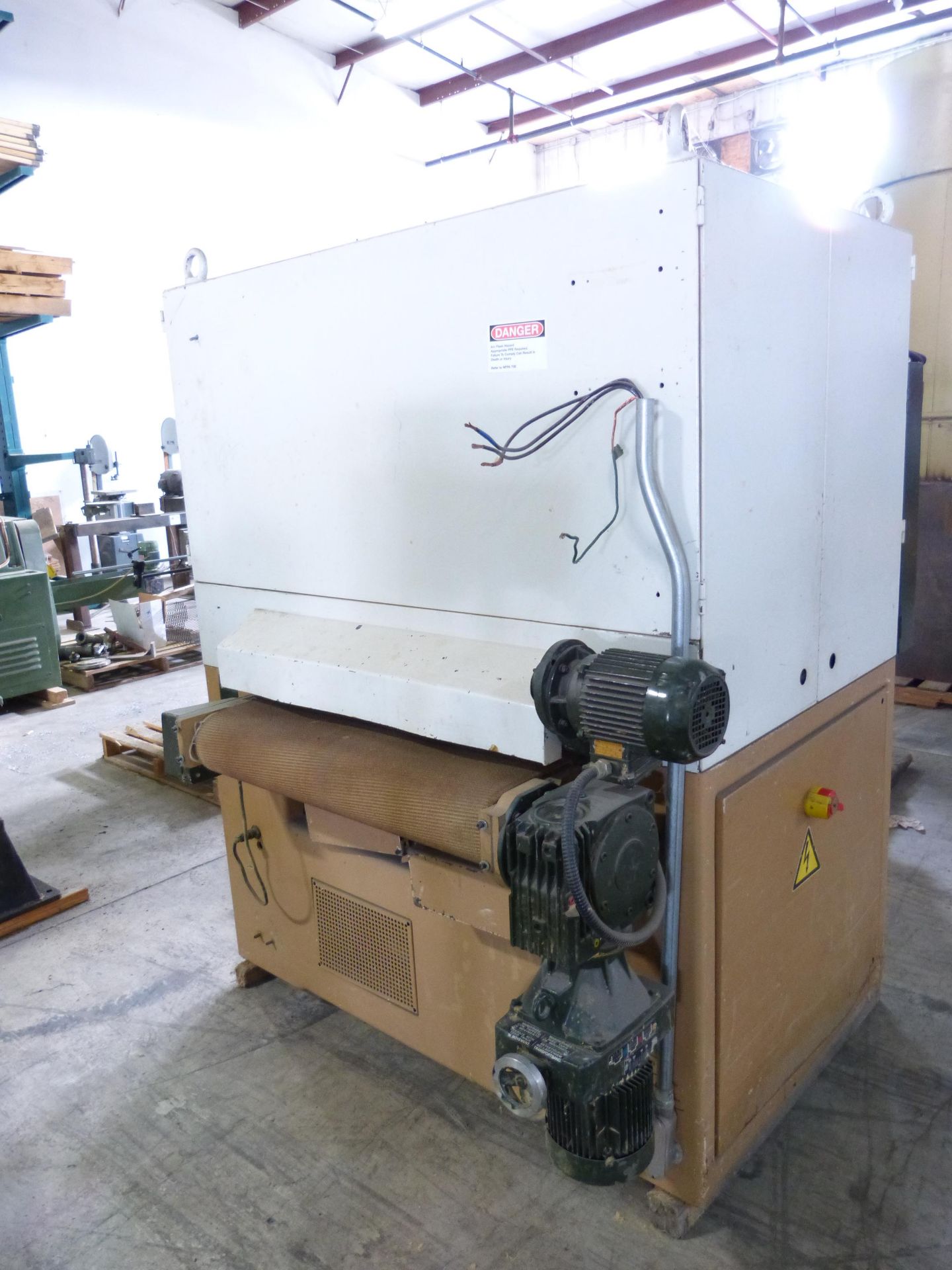 SCM MODEL CS92 WIDE BELT SANDER, DUAL BELTS, 36" WIDE FEED BELT, S/N 170601 - Image 3 of 5