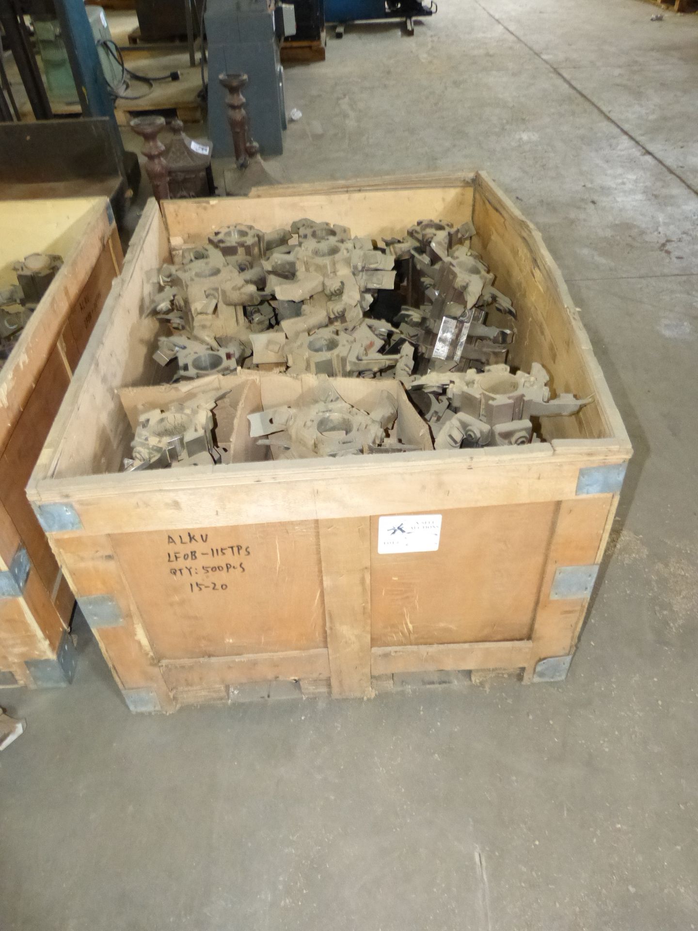 CRATE OF ROTARY LATHE SPINDLE KNIVES AND FLUTES,