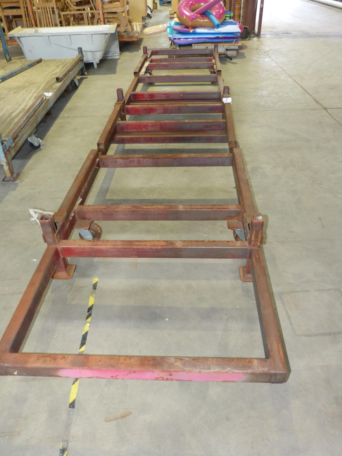 STEEL STACKABLE COLLAPSABLE 17' ROLLING RACKS - Image 2 of 4