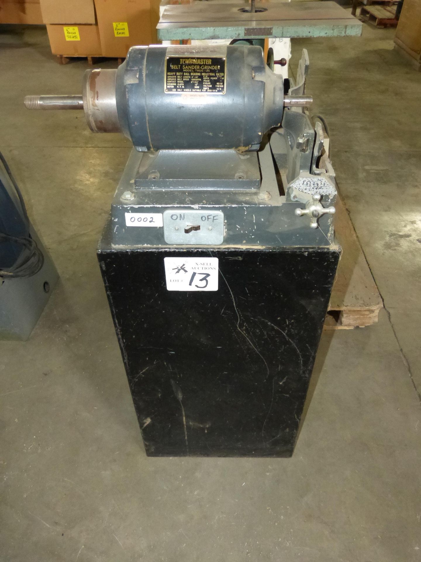 TRADEMASTER BENCH GRINDER 6" WHEEL CAPACITY 220 VOLTS