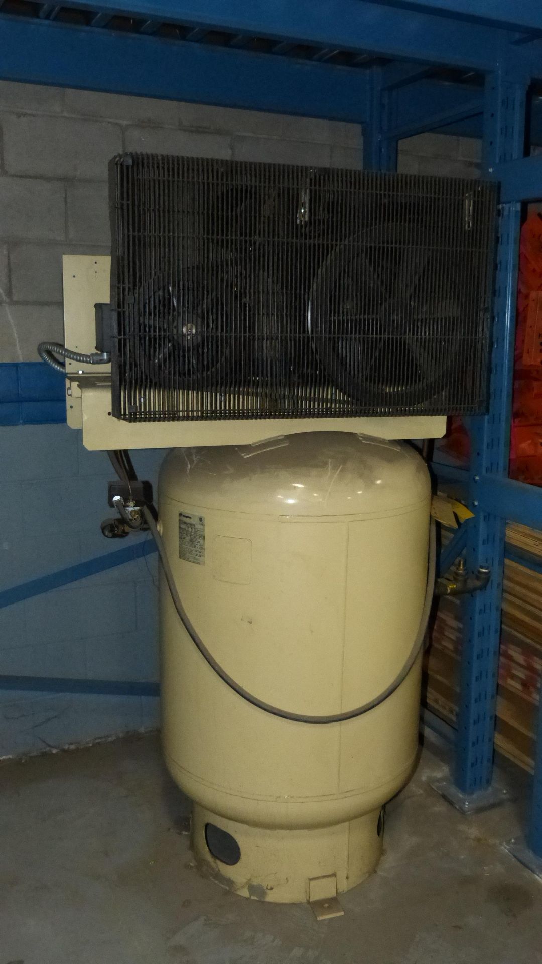 Ingersoll Rand 20Hp Vertical Air compressor, Over Sized Tank, Like New Condition, 575 volts - Image 2 of 7