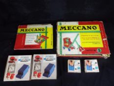 Lego, Meccano - Four boxed sets of vintage Lego including sets 100, 101 and similar.