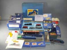 Hornby Dublo - A boxed Hornby EDG17 Dublo Tank Goods Train Set which appears overall in Very Good