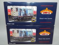 Bachmann - 2 boxed Bachmann OO gauge diesel shunters. Lot consists of 32-101A Class 08 Shunter Op.