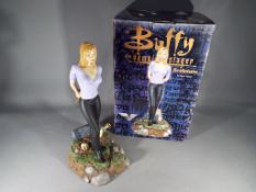 Buffy the Vampire Slayer - Warner Studios a limited edition figurine of Buffy the Vampire Slayer