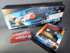 NERF - Nerf Laser Ops PRO Delta Burst Battle Ready gun with app connectivity package and NERF 10