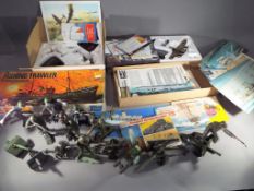 A mixed lot to include Atlas Edition diecast airplane, a further set of Atlas Edition airplanes,