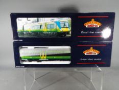 Bachmann Branch Line - a two car set, 170/5 Turbostar DMU Central Trains diesel # 32-451,