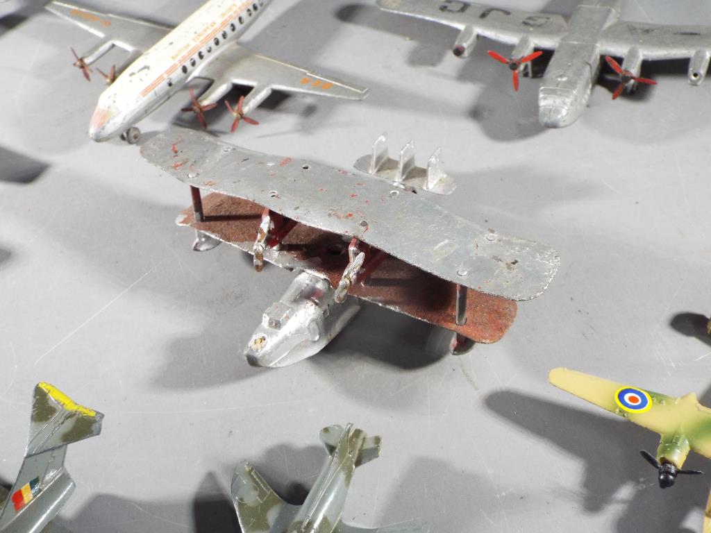 Dinky - A mixed group of eight unboxed predominately Dinky Aircraft. - Image 2 of 2