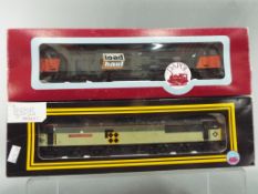 Dapol - two OO gauge model diesel locomotives comprising 'Port of Tyne Authority' op no 56 135 #