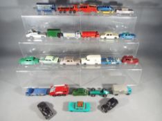 Matchbox - a quantity of Matchbox motor vehicles by Matchbox Lesney to include #46, #19, #20,