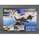 Revell Technik Junkers JU88 A-4 1:32 scale Level 5 model with light and realistic functions,