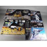 Revell - a mixed lot of various levels Revell model kits to include Apollo Astronaut on the Moon