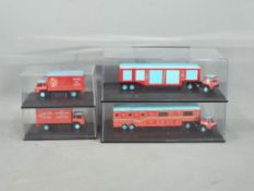 Oxford Diecast - A group of 4 diecast model vehicles from the Oxford Diecasts 'Chipperfields' range.