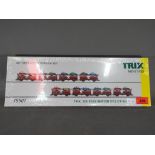 Trix - A Trix N gauge Auto Transport Car Set # 15507. Item is still factory sealed.