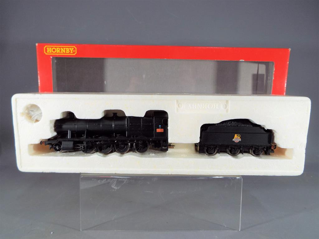 Hornby - an OO gauge BR 2-8-0 class 2800 locomotive, op no 2861, with smoke # R2202,