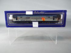 Hornby - an OO gauge class 47 Railfreight Distribution electric locomotive,