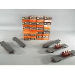 Model railways - 25 off OO/HO gauge goods bogie wagons (rolling stock) by Playcraft,