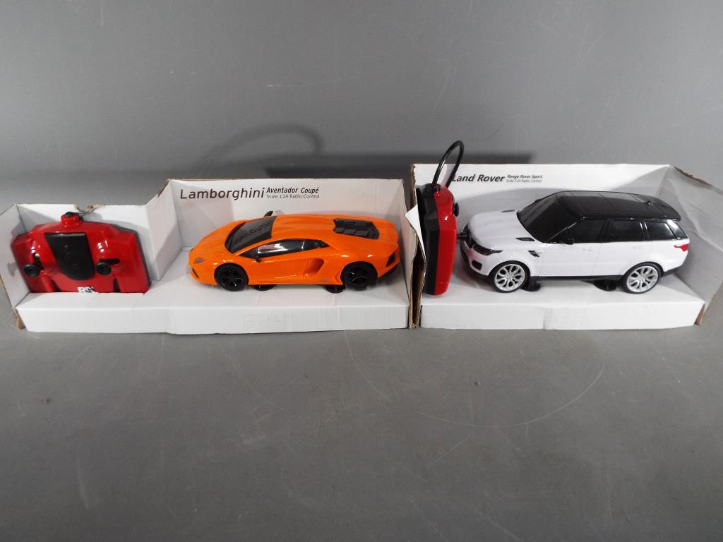 Two remote controlled 1:24 scale models, - Image 2 of 2