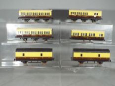 Exley - Six Exley unboxed OO Gauge K6 six and four wheeled Passenger Coaches in GWR livery.