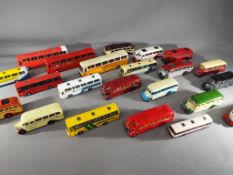 Corgi, Joal, - A collection of 22 unboxed diecast model buses in various scales.