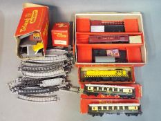 Triang - A collection of predominately boxed OO gauge model railway rolling stock and accessories