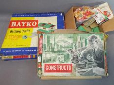 Bayko,Constructo- A boxed Bayko Building outfit No.