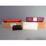 A small collection of O gauge rolling stock to include Atlas Trains Austria.