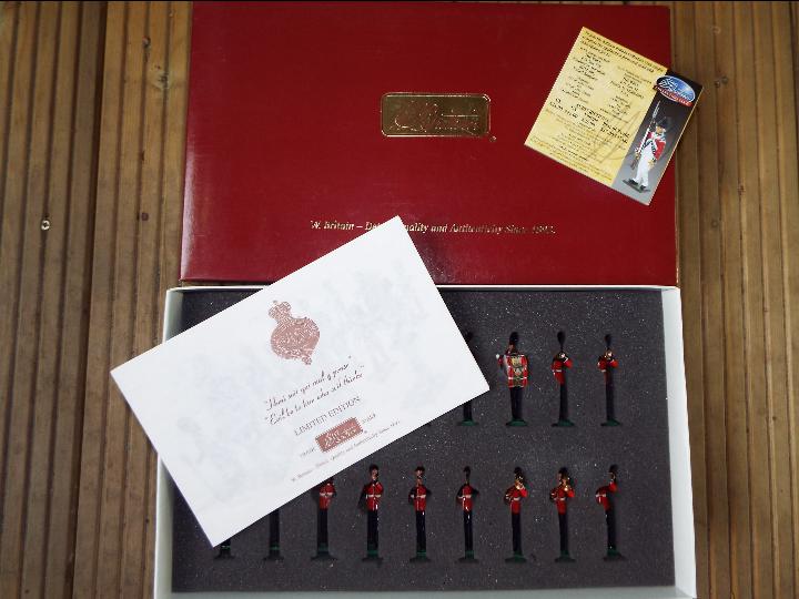 Britains Limited Edition Collection - Grenadier Guards Band Set # 43058,