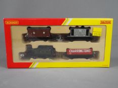 Hornby - A boxed OO gauge Hornby R2670 Railroad Train Pack,