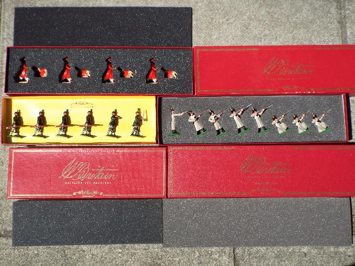 Britains Toy Soldiers - three boxed sets comprising Cameronians Scottish Rifles 8963,