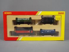 Hornby - A boxed OO gauge Hornby R2669 Railroad Train Pack,