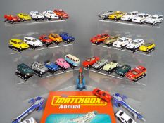 Hongwell, Matchbox - In excess of 30 unboxed 1:72 scale diecast vehicles predominately by Hongwell.