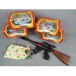 Bburago and others - Four boxed diecast 1;24 scales diecast cars including #9147 Fiat Panda;