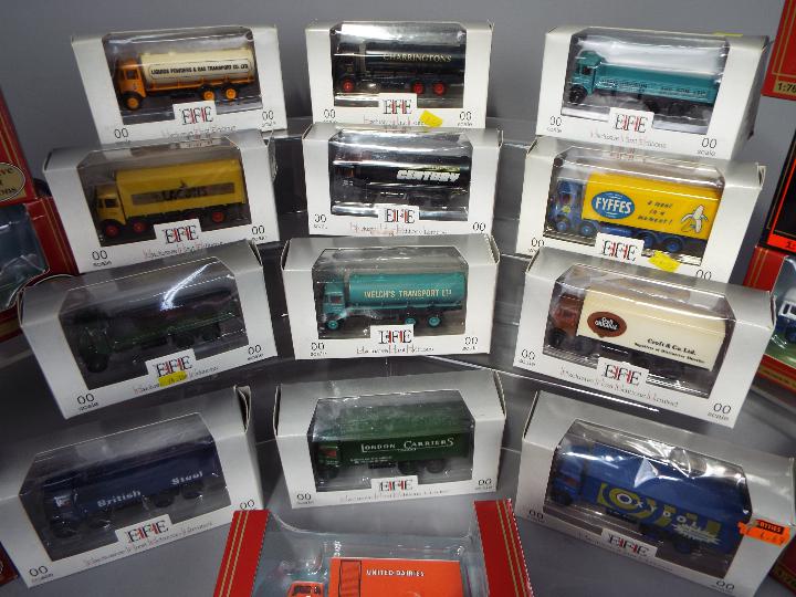 EFE - 20 boxed diecast 1:76 scale model vehicles by EFE. - Image 2 of 5