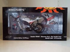 Minichamps Valentino Rossi Collection - a 1:12 scale diecast model Yamaha YZR-M1,