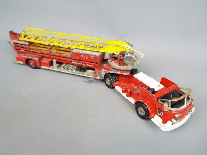 Corgi, Matchbox - Over 30 unboxed predominately diecast commercial vehicles in various scales. - Image 5 of 5