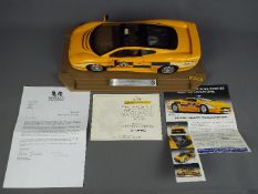 Gwilo - A boxed Limited Edition 1:12 scale diecast 'Concept' Jaguar XJ220 by Gwilo,