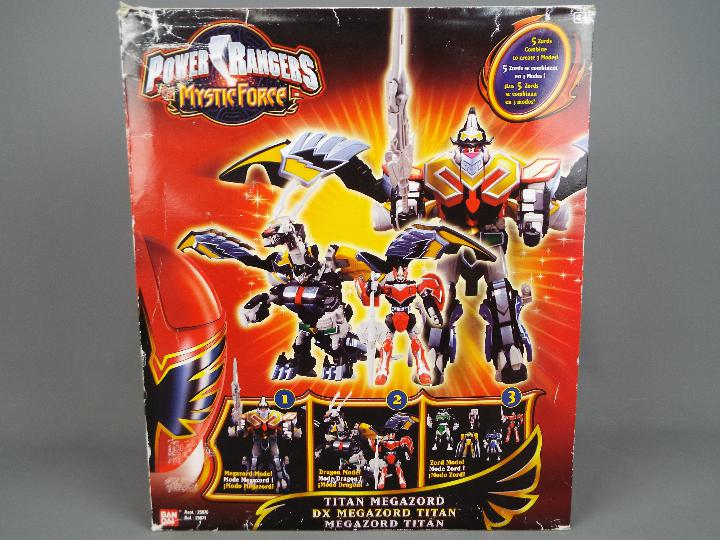 Ban Dai Power Rangers Mystic Force - a boxed Transformer, Titan Megazord,