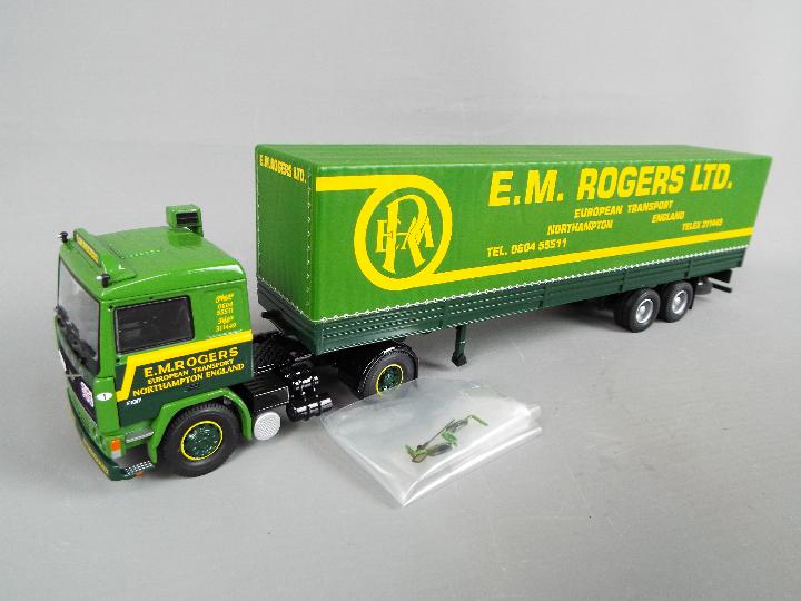 Corgi - A pair of boxed Limited Edition 1:50 scale trucks from the Corgi 'Hauliers of Renown' range. - Image 2 of 5