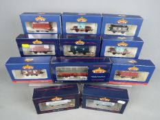 Bachmann - Eleven boxed OO gauge items of rolling stock by Bachmann.