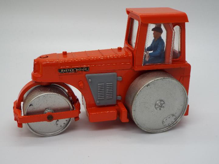 Dinky Toys - A boxed Dinky Toys #279 Aveling Barford Diesel Roller. - Image 2 of 3