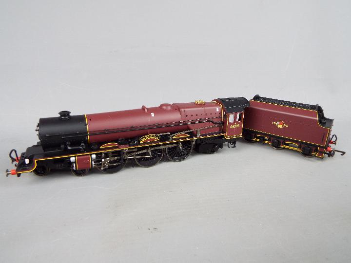Model Railways - Hornby OO gauge locomotive and tender DCC Ready Super Detail, - Image 2 of 2